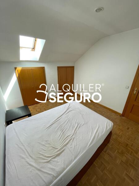 Piso en Calle De la Acequia, ARROYOMOLINOS MADRID