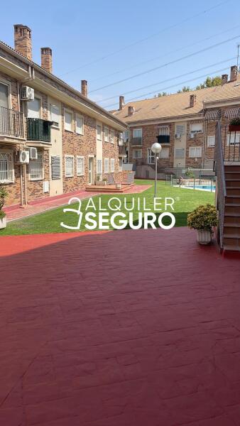 Piso en Calle De la Acequia, ARROYOMOLINOS MADRID