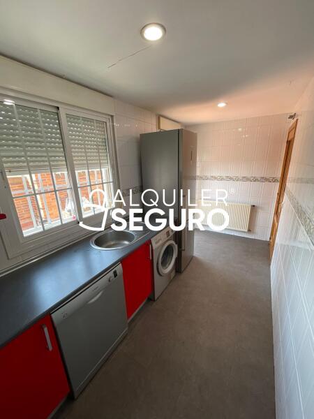Piso en Calle De la Acequia, ARROYOMOLINOS MADRID