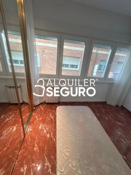 Inmueble en Calle Arabial , GRANADA