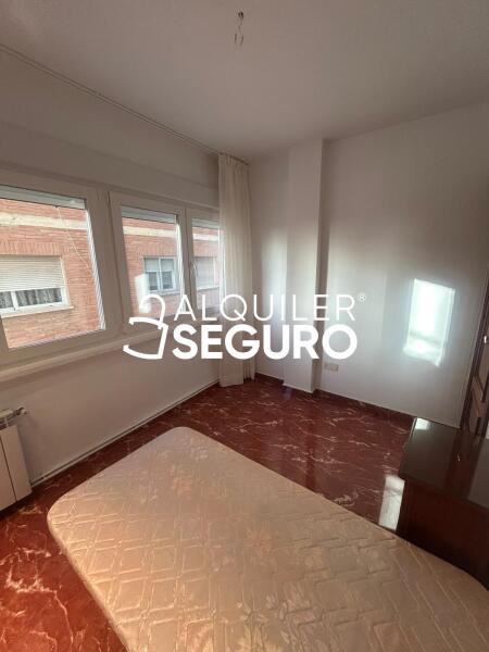 Inmueble en Calle Arabial , GRANADA