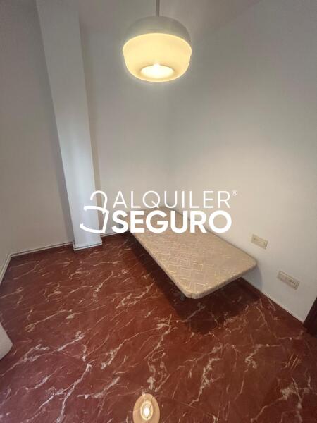 Inmueble en Calle Arabial , GRANADA