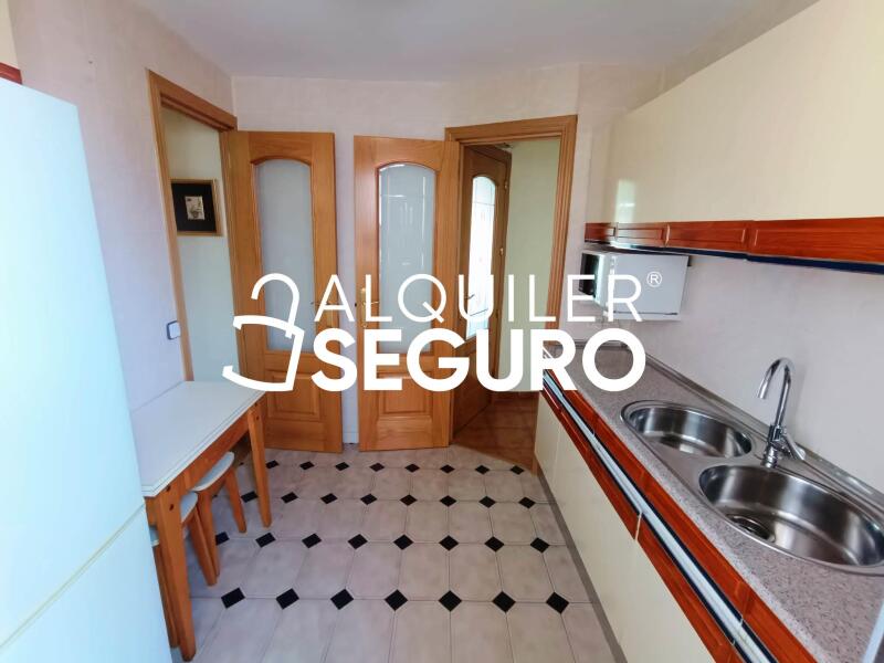 Inmueble en Calle Vasco de Gama , MADRID
