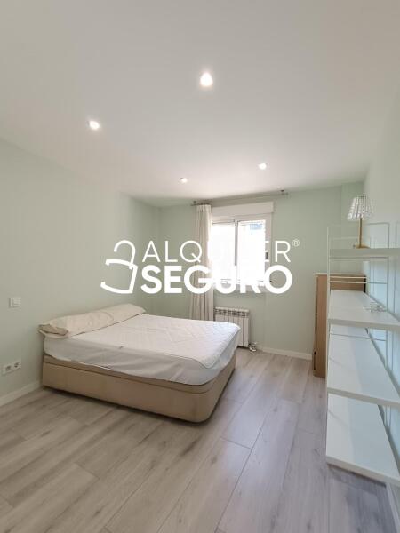 Inmueble en Calle Valdemorillo, MADRID