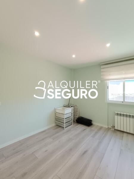 Inmueble en Calle Valdemorillo, MADRID