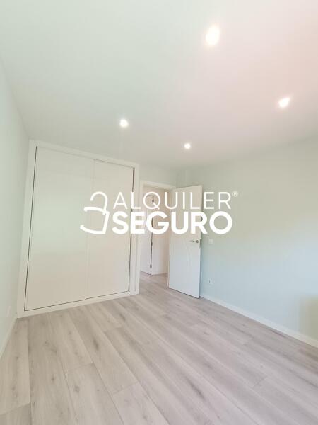 Inmueble en Calle Valdemorillo, MADRID