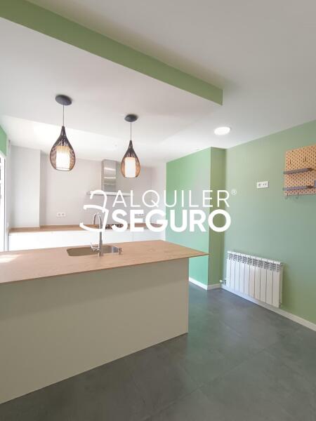 Inmueble en Calle Valdemorillo, MADRID