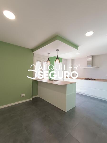 Inmueble en Calle Valdemorillo, MADRID