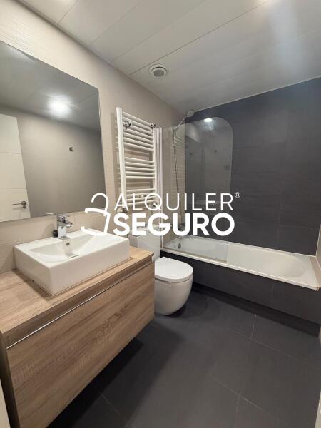 Inmueble en Calle Mira el Sol, MADRID