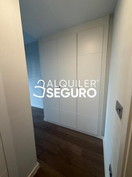 Inmueble en Calle Mira el Sol, MADRID