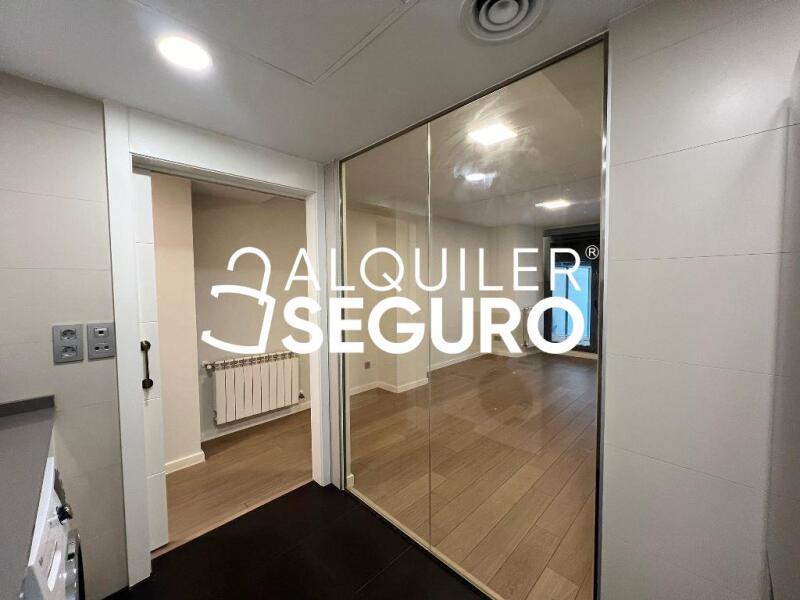 Inmueble en Calle Mira el Sol, MADRID