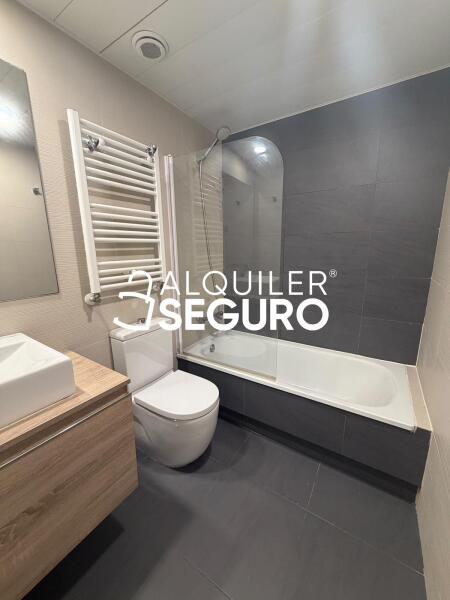 Inmueble en Calle Mira el Sol, MADRID