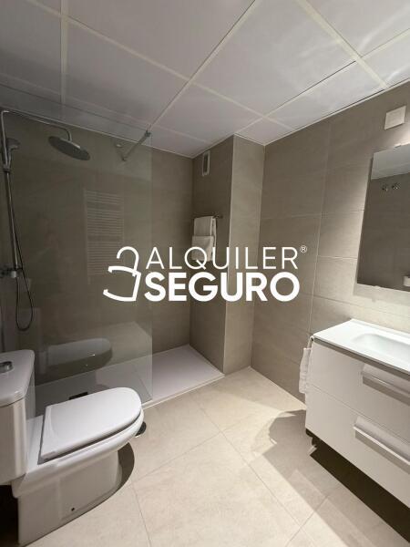 Inmueble en Calle andres de urdaneta, MADRID