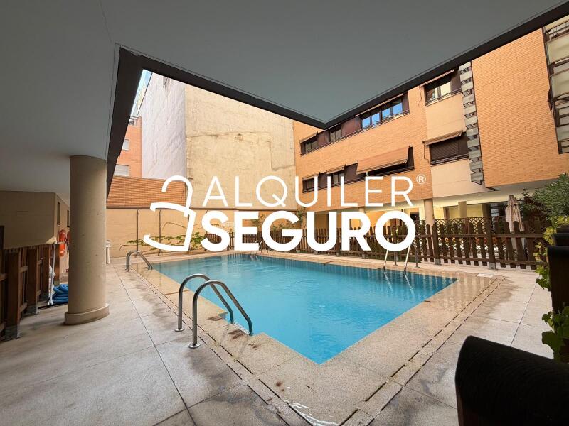 Inmueble en Calle andres de urdaneta, MADRID