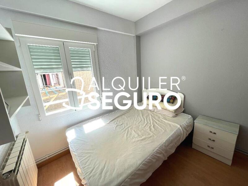 Inmueble en Calle Santurce, MADRID