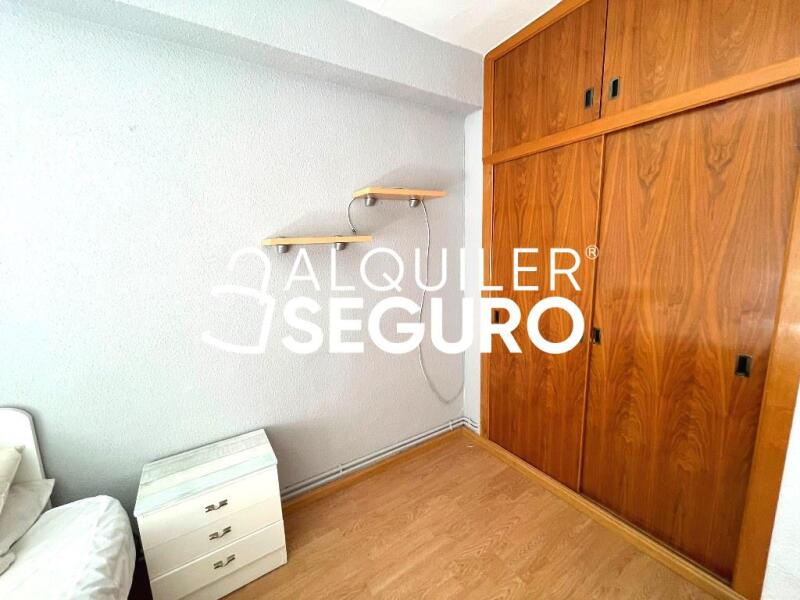 Inmueble en Calle Santurce, MADRID