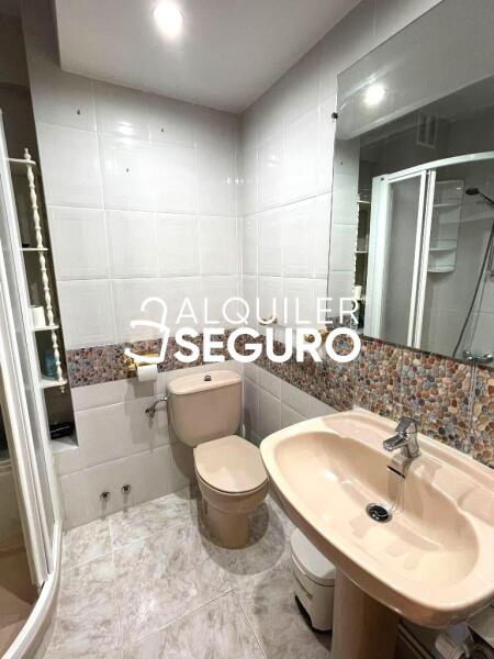Inmueble en Calle Santurce, MADRID
