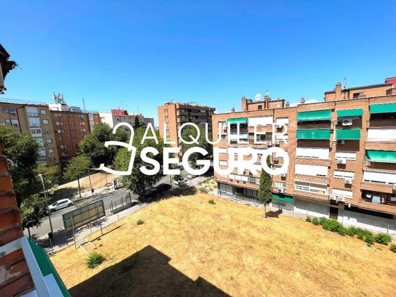 Inmueble en Calle Santurce, MADRID