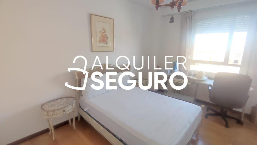 Inmueble en Calle Trefacio, MADRID