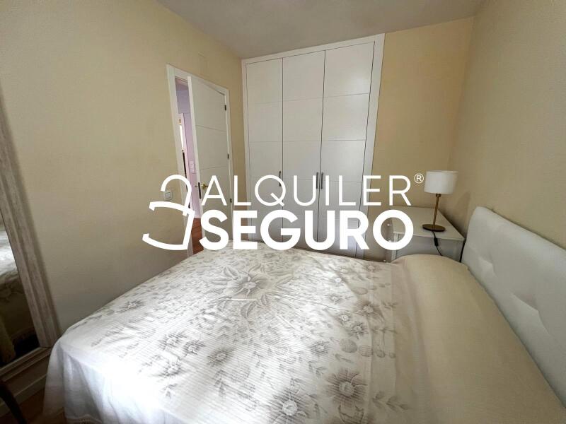 Inmueble en Calle Biarritz , MADRID