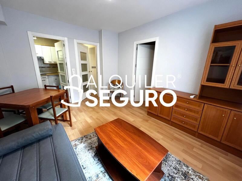 Inmueble en Calle Biarritz , MADRID