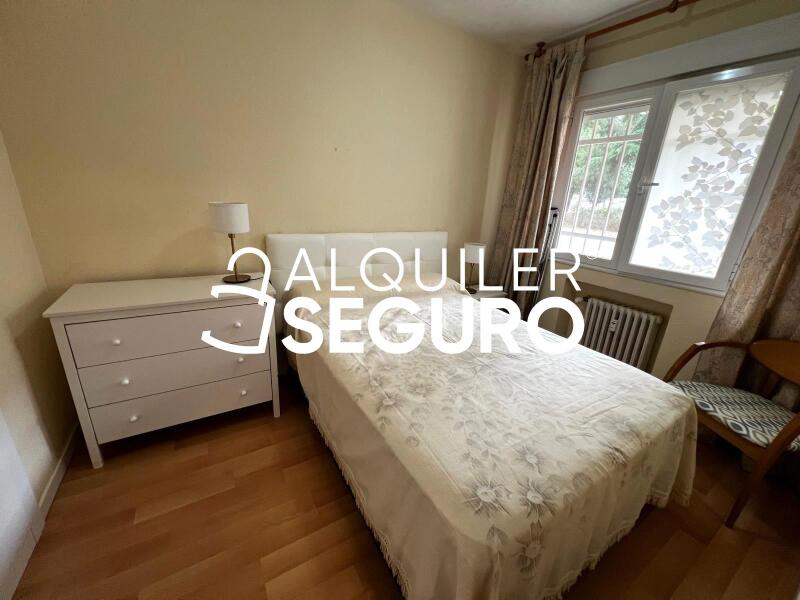 Inmueble en Calle Biarritz , MADRID