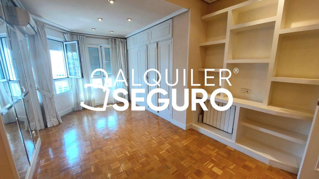 Inmueble en Calle Doctor Esquerdo, MADRID