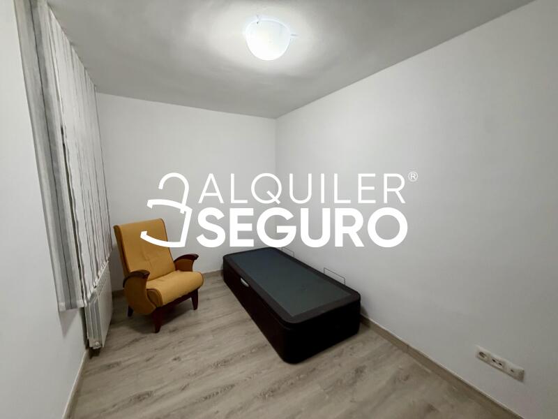 Piso en Avenida Fuenlabrada , LEGANÉS MADRID