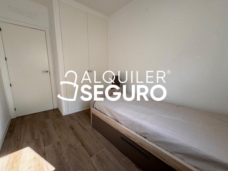 Inmueble en Calle de la Alambra, MADRID