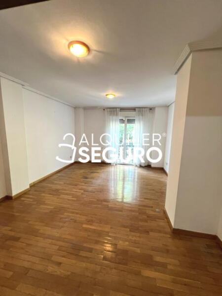 Inmueble en Calle San Sebastian , MADRID