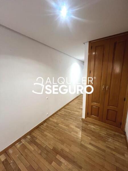 Inmueble en Calle San Sebastian , MADRID