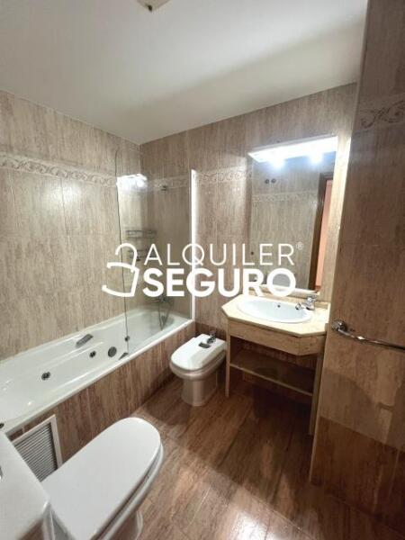 Inmueble en Calle San Sebastian , MADRID