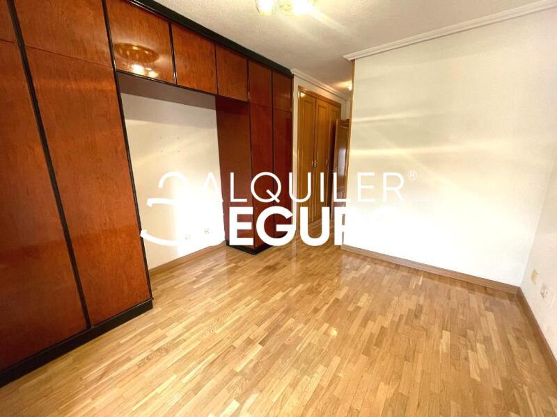 Inmueble en Calle Ciudad de Águilas , MADRID