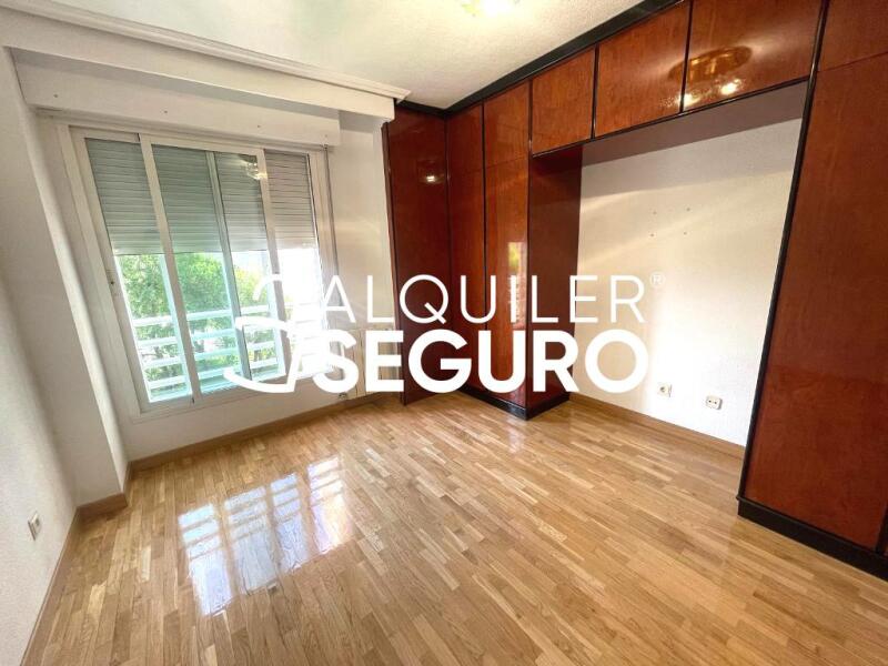 Inmueble en Calle Ciudad de Águilas , MADRID