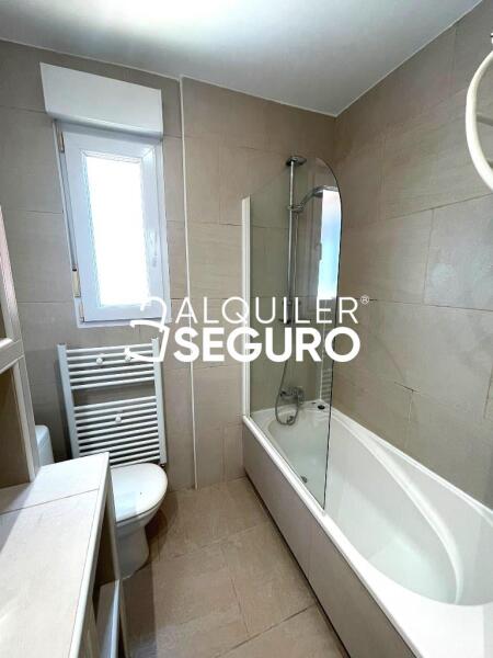 Inmueble en Calle Valdebernado , MADRID