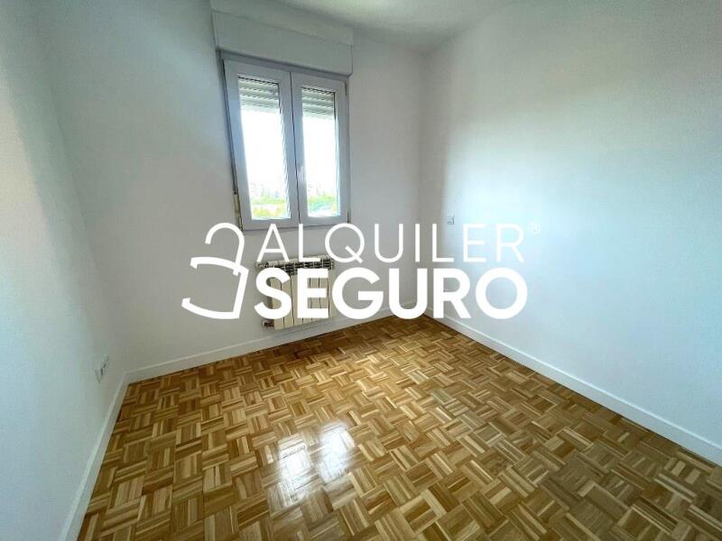 Inmueble en Calle Valdebernado , MADRID