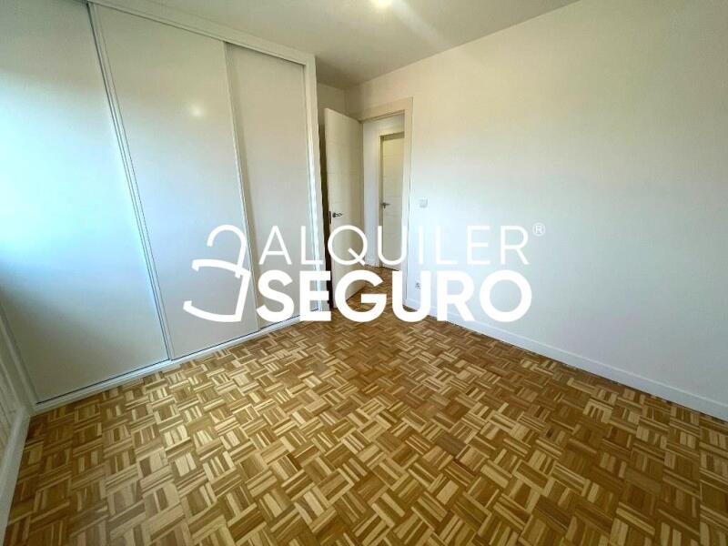 Inmueble en Calle Valdebernado , MADRID