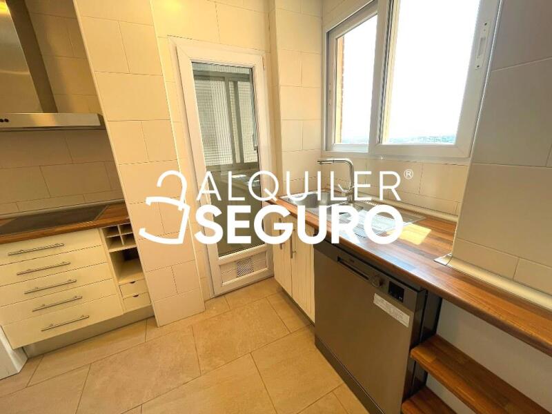 Inmueble en Calle Valdebernado , MADRID