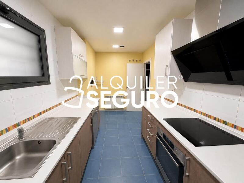 Piso en Avenida Luis Araquistain, GETAFE MADRID