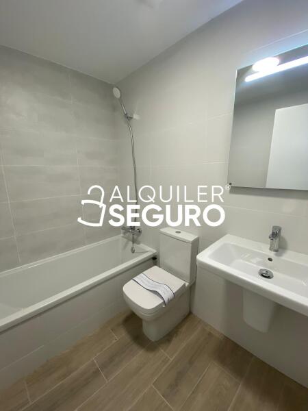 Inmueble en Avenida aguas vivas, GUADALAJARA