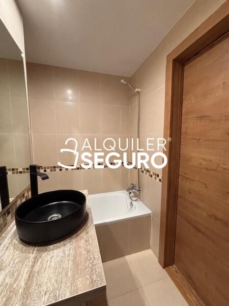 Inmueble en Calle de Uceda, MADRID