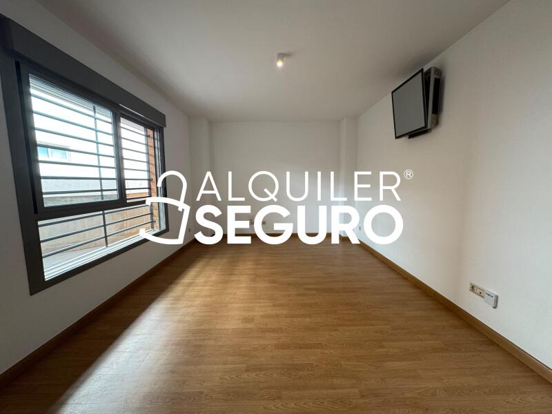 Piso en Calle Armegual de la Mota , MÁLAGA MÁLAGA