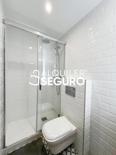 Inmueble en Calle San Bernardo, MADRID