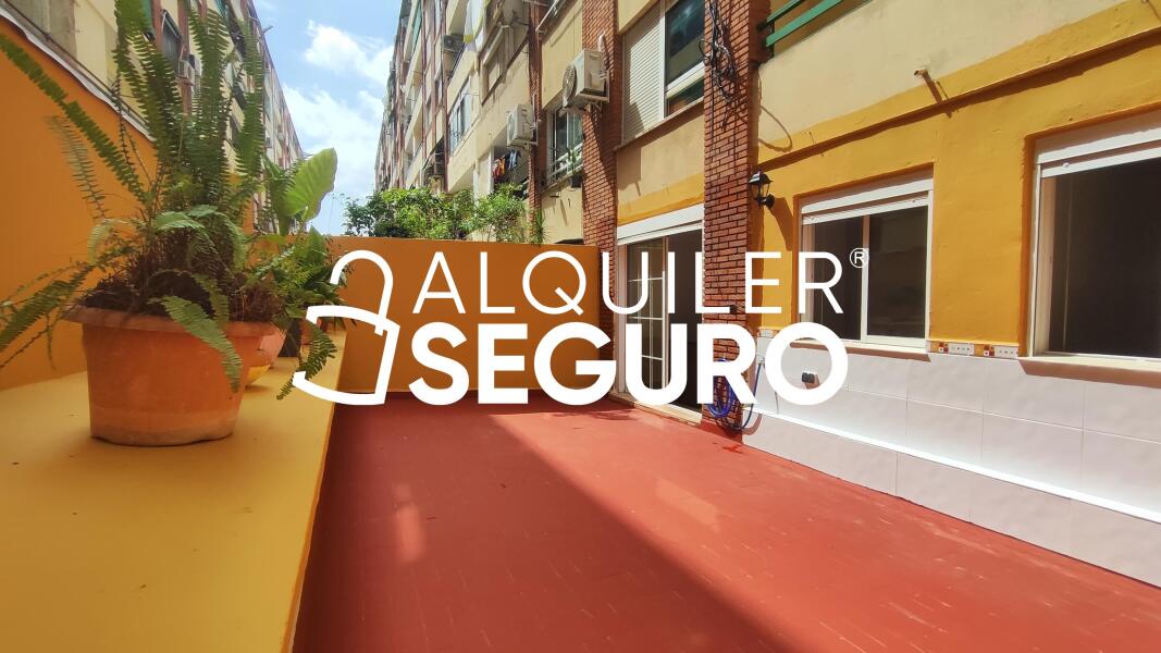 Inmueble en Avenida Tres Cruces, VALENCIA