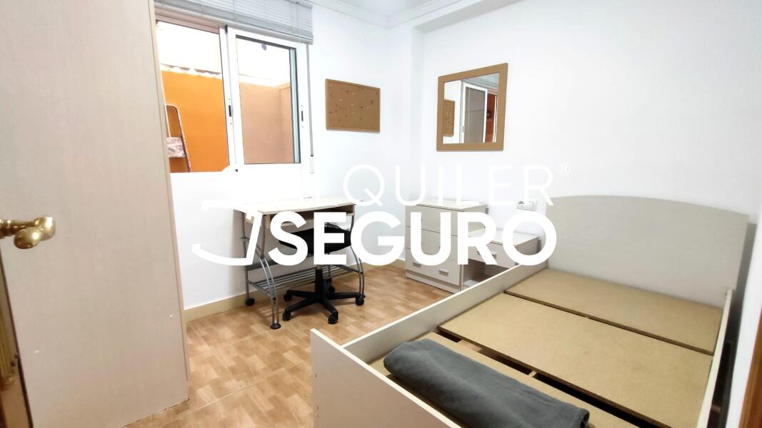 Inmueble en Avenida Tres Cruces, VALENCIA