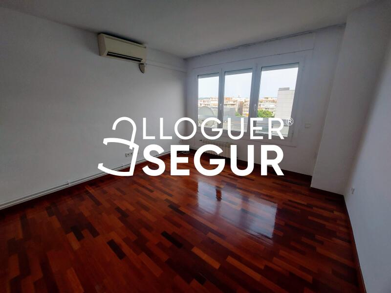 Inmueble en Calle de Sabino Arana , BARCELONA