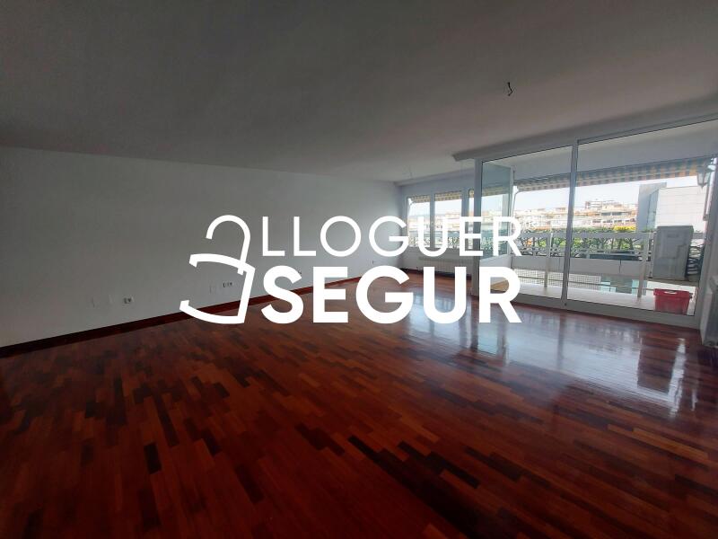 Inmueble en Calle de Sabino Arana , BARCELONA