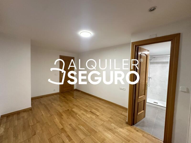 Inmueble en Calle Nicolás Salmerón, MADRID