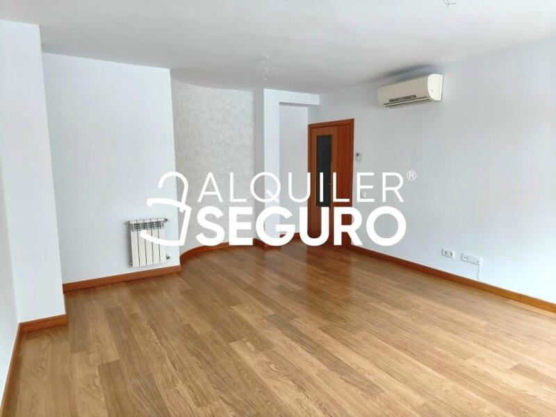 Inmueble en Avenida del Cantábrico, MADRID
