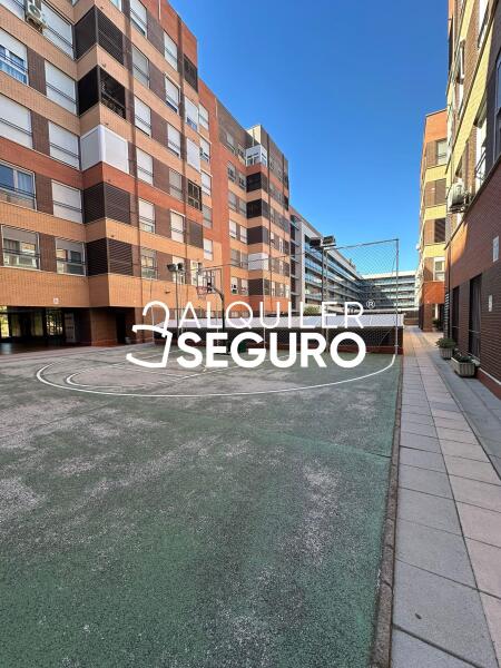 Inmueble en Calle Pegaso, MADRID